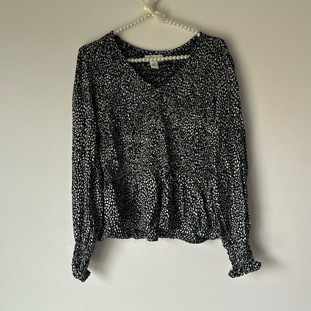 Japna blouse with v neck long sleeve size M